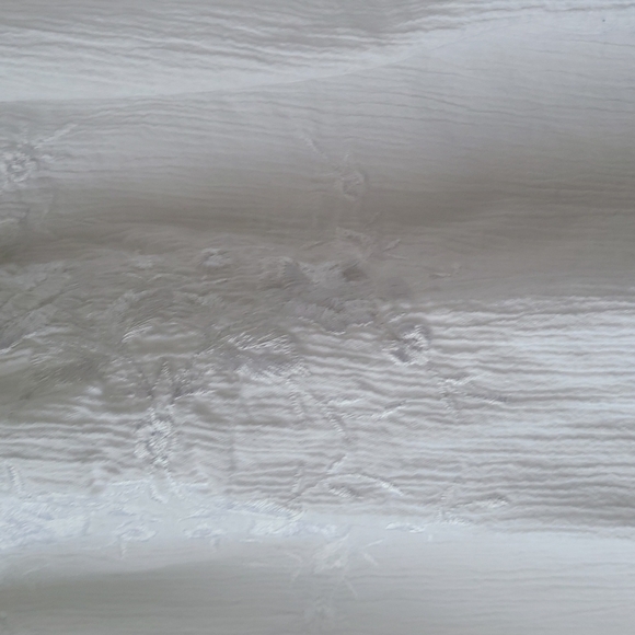 Boho Chic White Lace and Embroidered Top From Greece - Picture 7 of 16